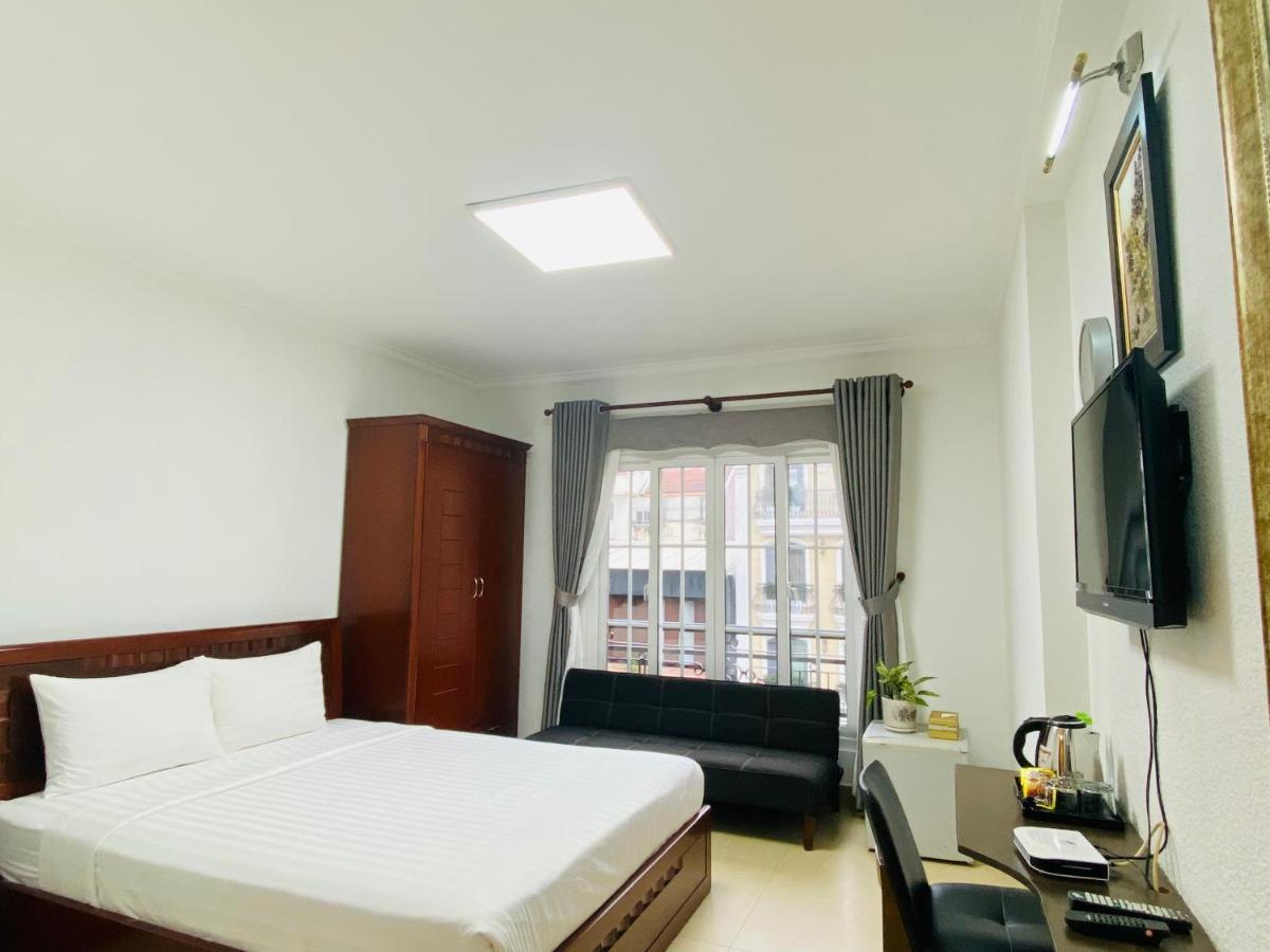 Lila Hotel & Apartments Хошимин Екстериор снимка